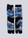 Black tabi split-toe socks with full allover Hokusai Great Wave off Kanagawa print in blue and white — Japanese ukiyo-e art tabi socks made of cotton