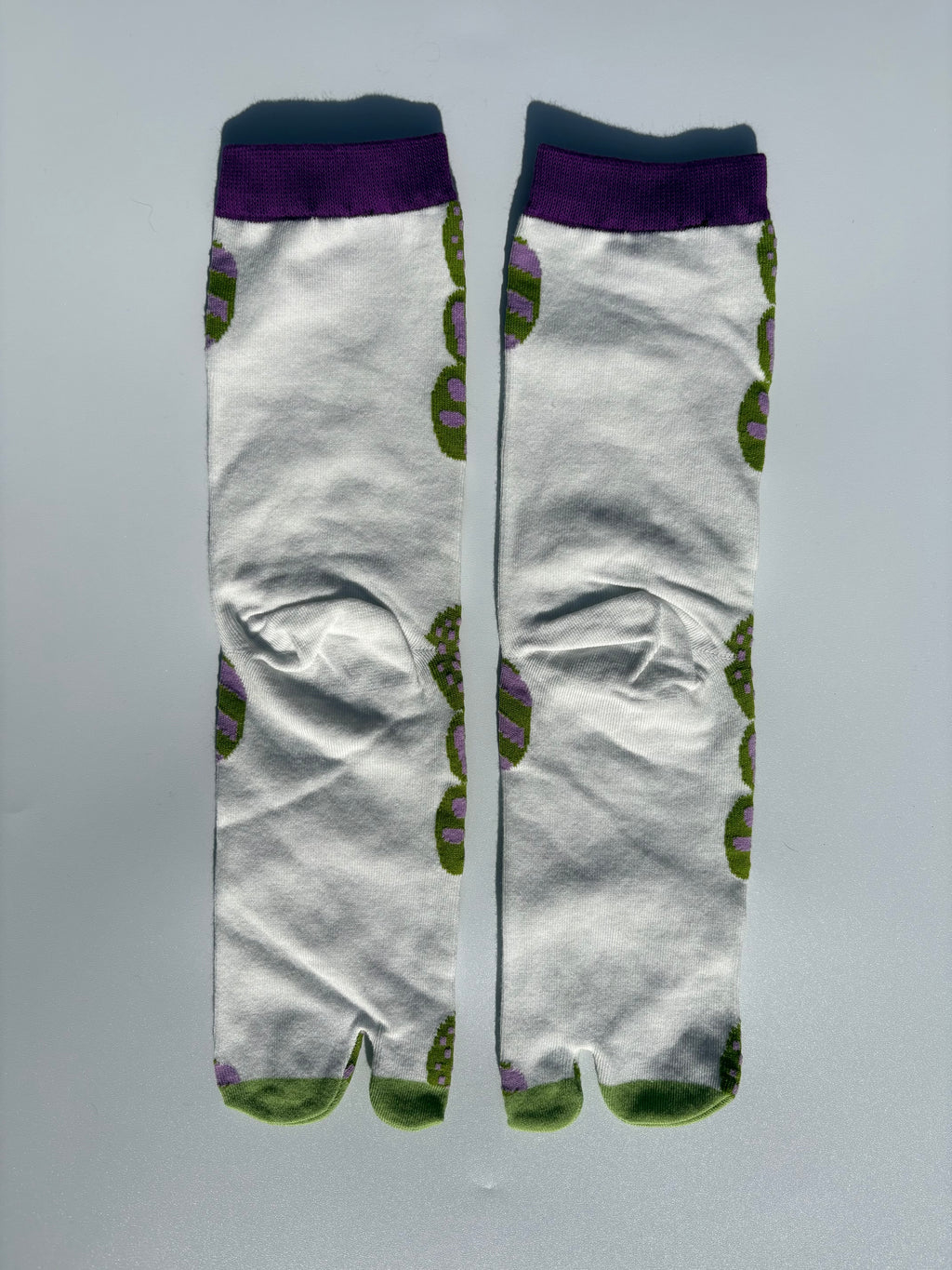 Green and purple cacti Tabi socks