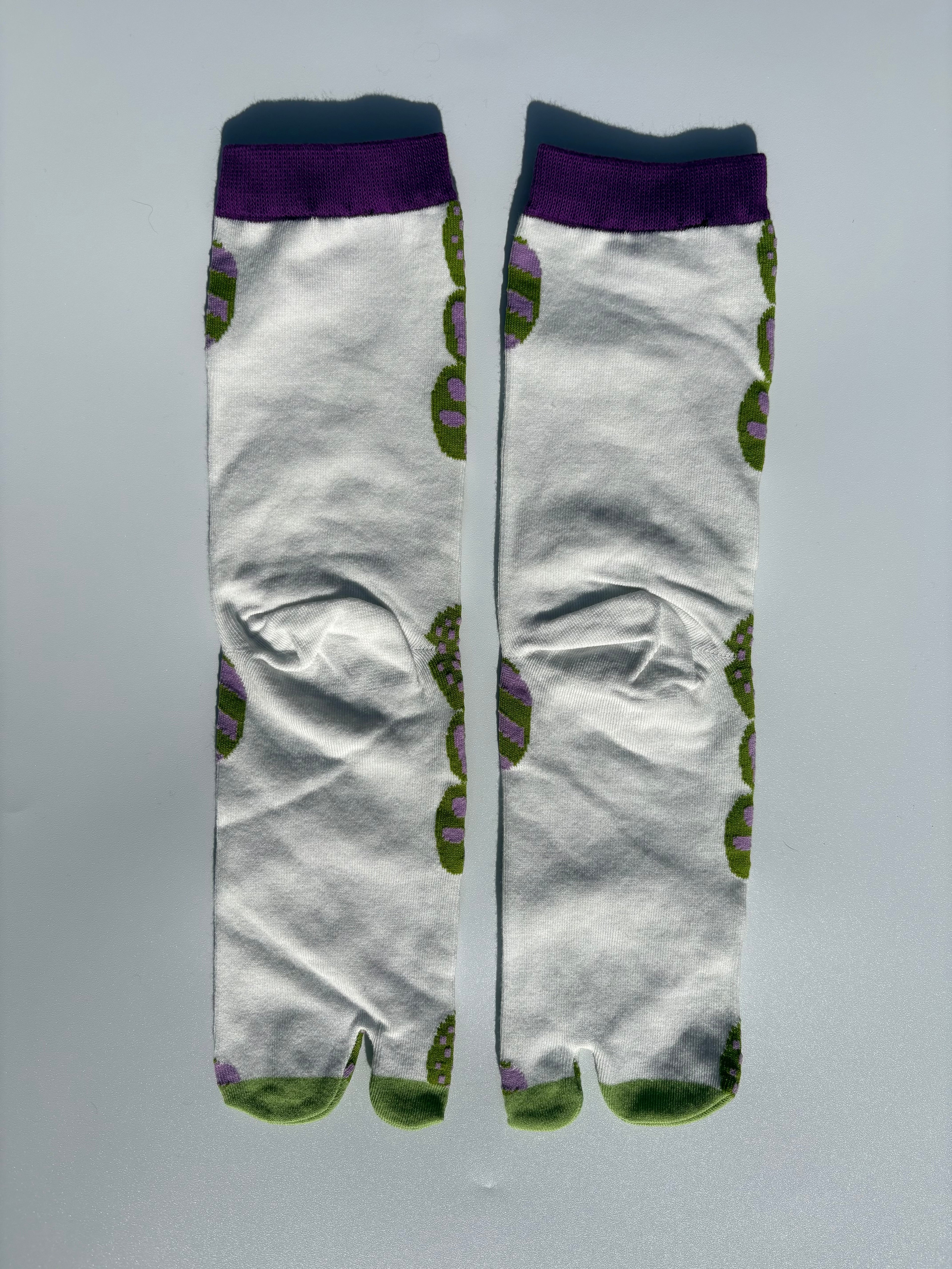 Green and purple cacti Tabi socks