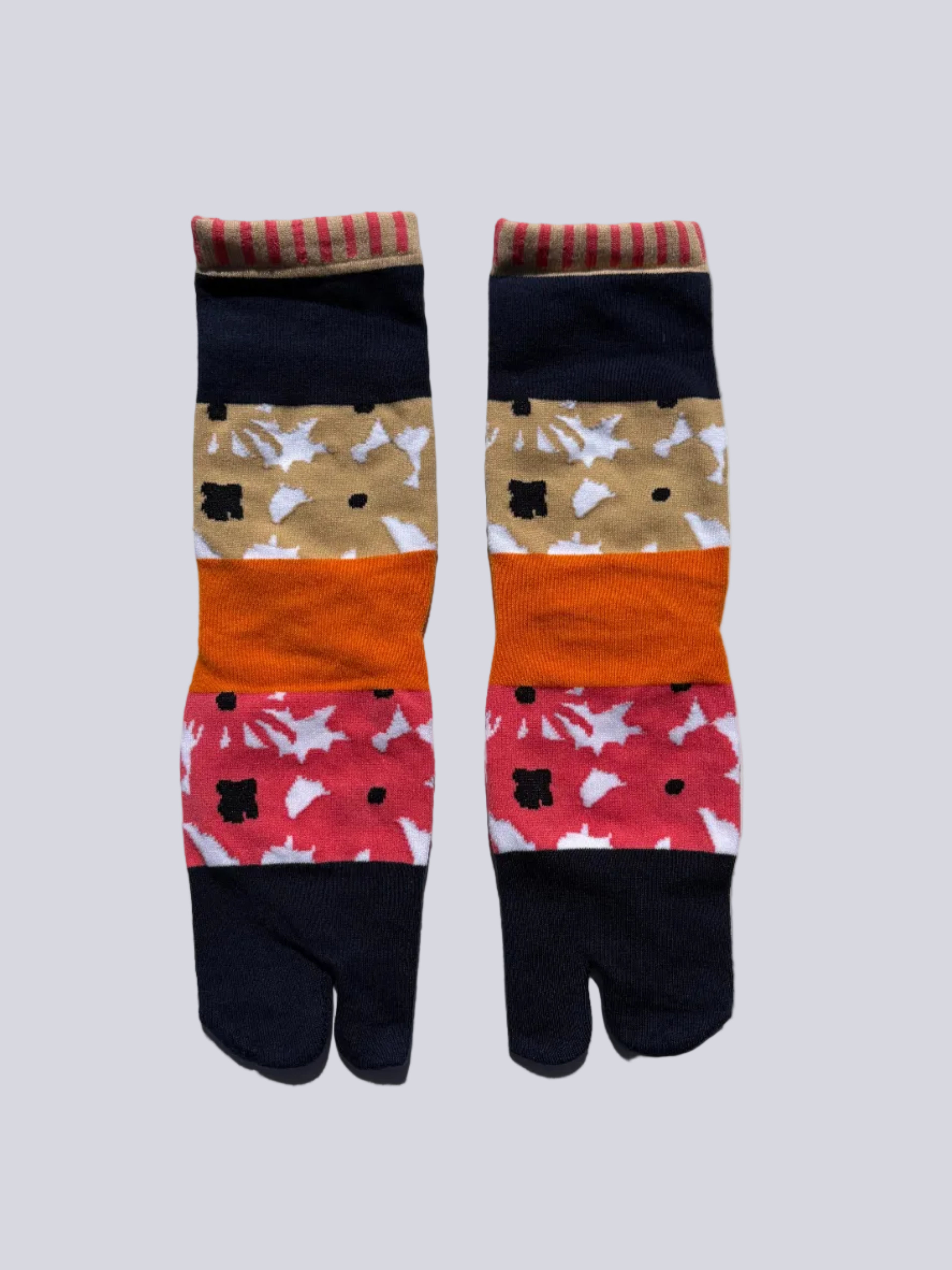 Patchwork colourblock print Tabi socks