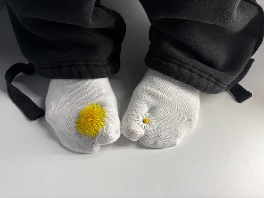 Classic white Tabi crew socks