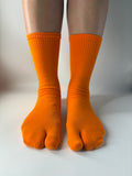 Orange essential crew Tabi socks