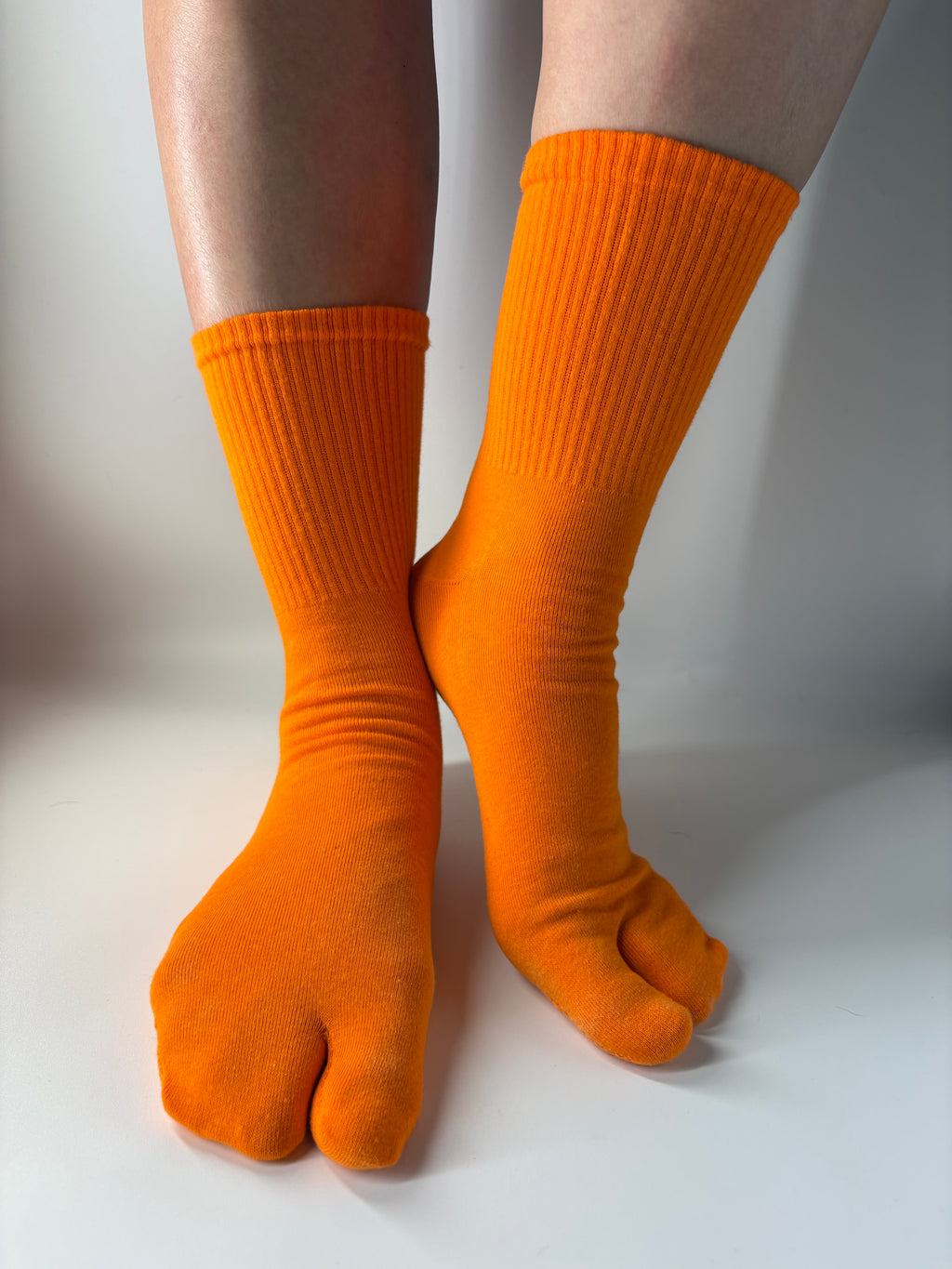 Orange essential crew Tabi socks