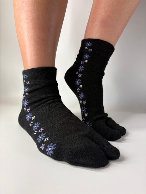 Angora wool blend floral Tabi socks
