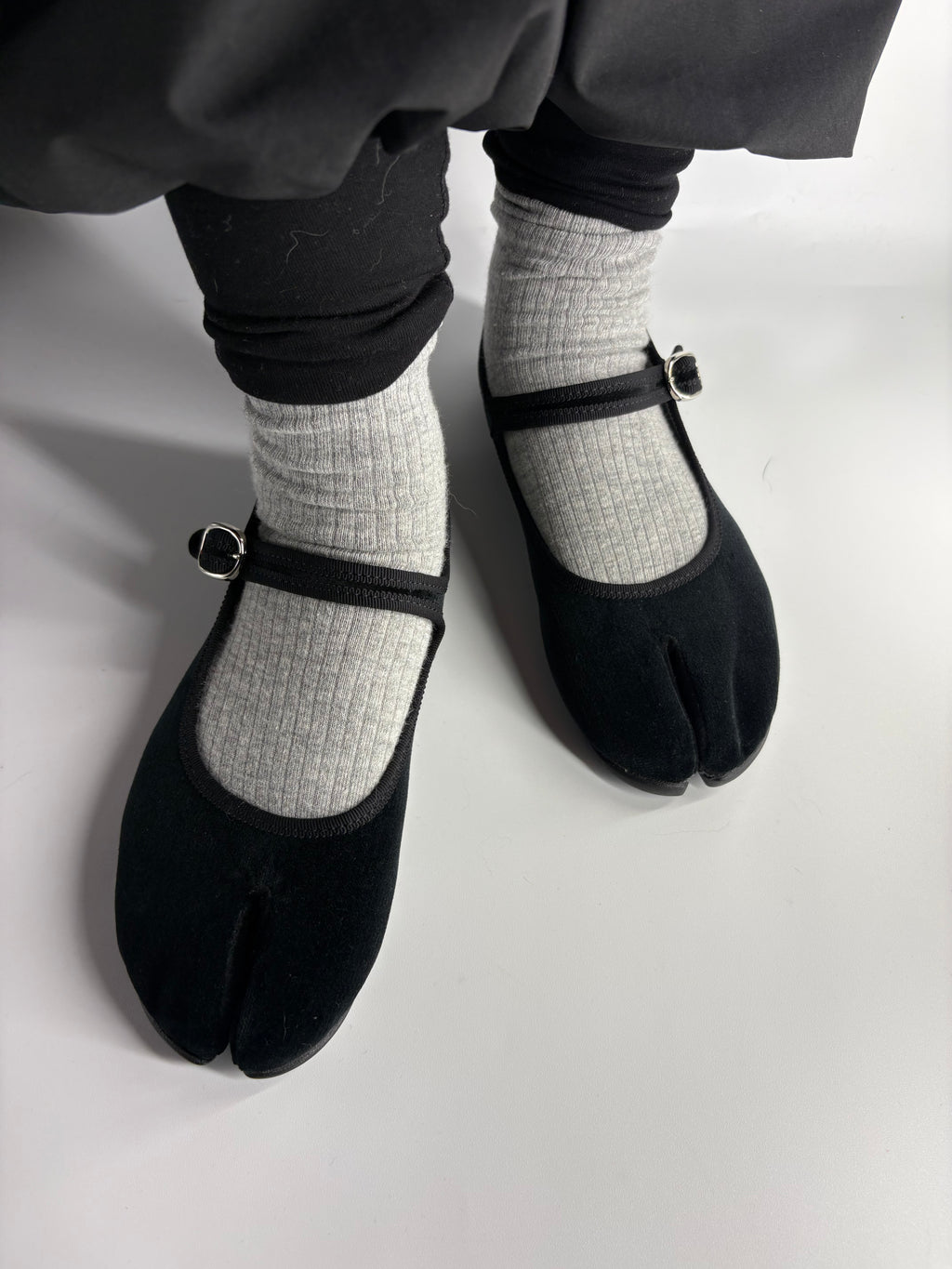 Marugo Mary Jane black Tabi flats