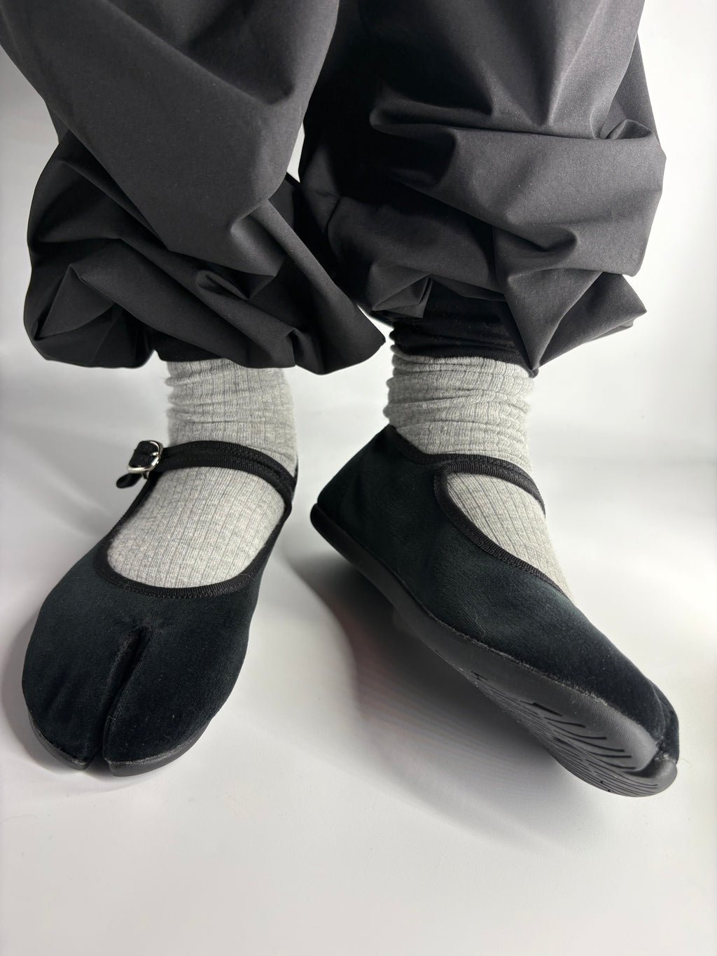 Marugo Mary Jane black Tabi flats