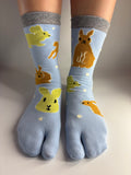 Rabbits in the sky Tabi socks