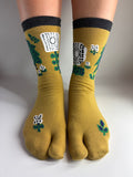 Tan abstract nature print Tabi socks