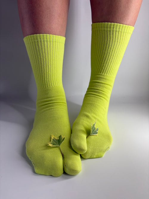 Apple lime green essential crew Tabi socks