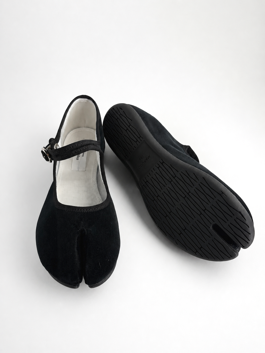 Marugo Mary Jane black Tabi flats